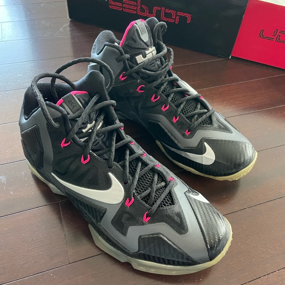 Nike Lebron XI